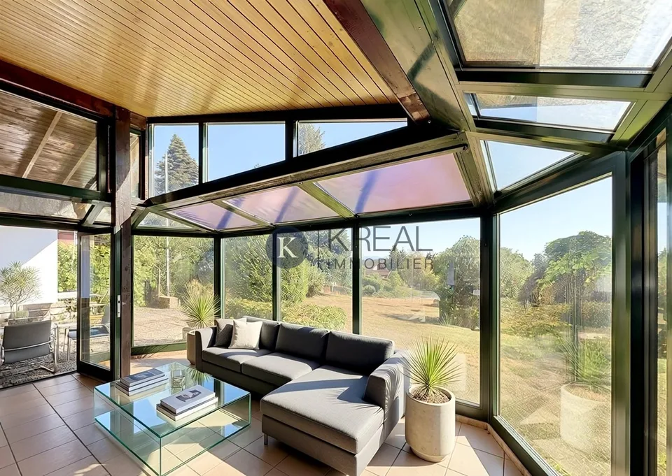 Detached house with 4.5 rooms and garden