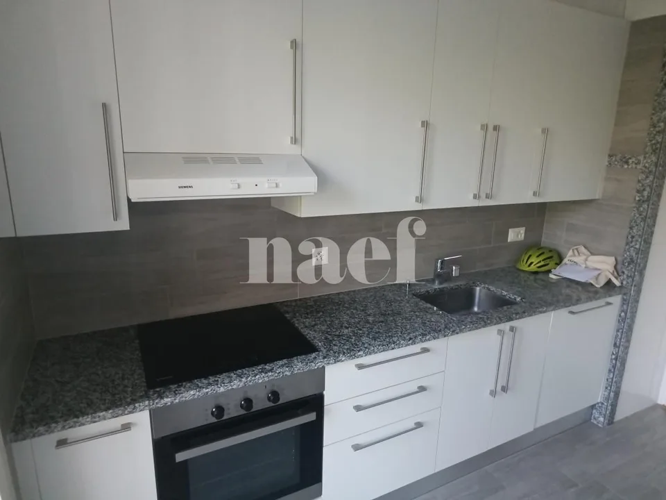 Wohnung mit 4 Zimmern und großem Balkon!