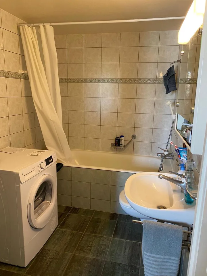 Charming 3.5-room apartment in the heart of Carouge