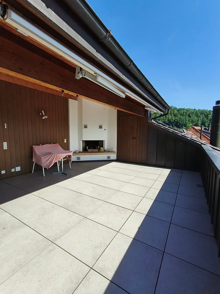 Einmalige Gelegenheit - Geräumige 7.5-Zimmer-Attikawohnung mit Panoramablick in Spiez – Foto 25 von 30