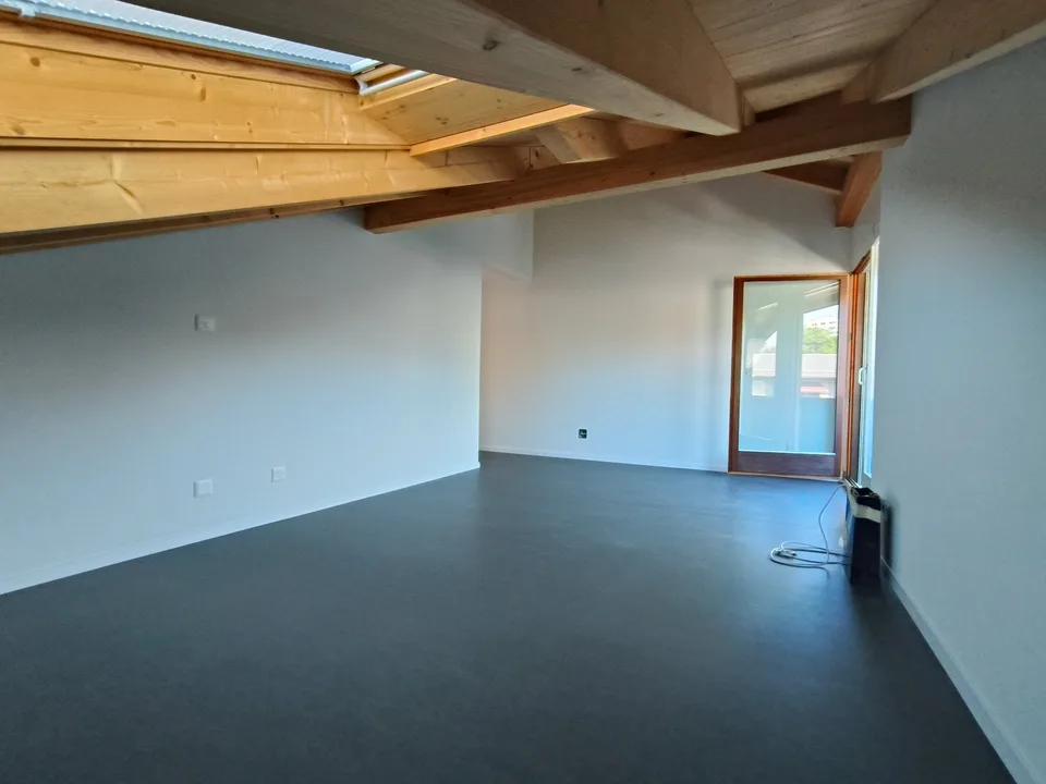 Einmalige Gelegenheit - Geräumige 7.5-Zimmer-Attikawohnung mit Panoramablick in Spiez – Foto 11 von 30