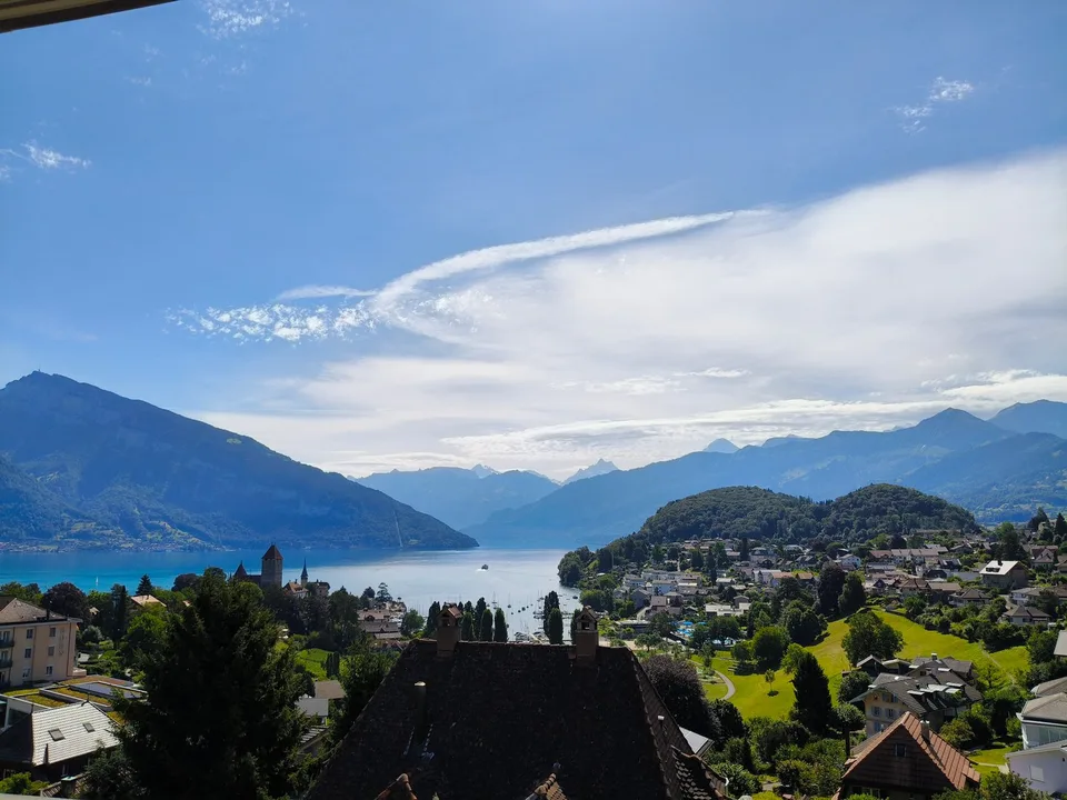 Einmalige Gelegenheit - Geräumige 7.5-Zimmer-Attikawohnung mit Panoramablick in Spiez – Foto 23 von 30