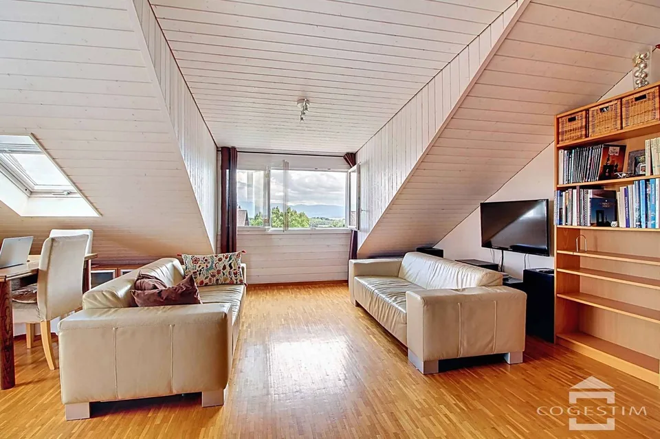 Duplex-Wohnung mit Blick auf den See und die Alpen