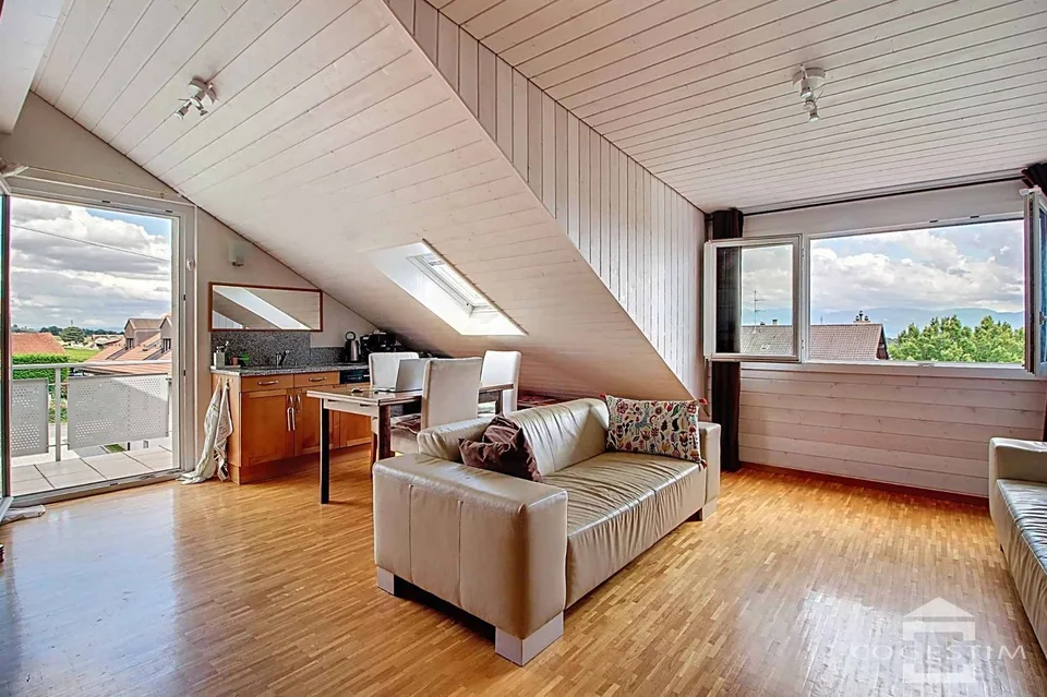 Duplex-Wohnung mit Blick auf den See und die Alpen