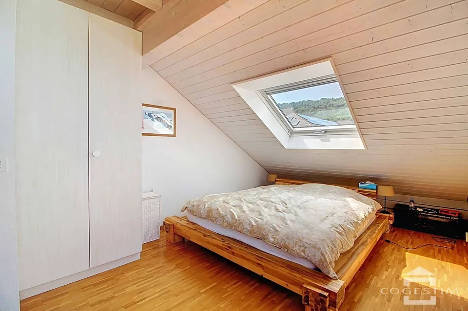 Duplex-Wohnung mit Blick auf den See und die Alpen