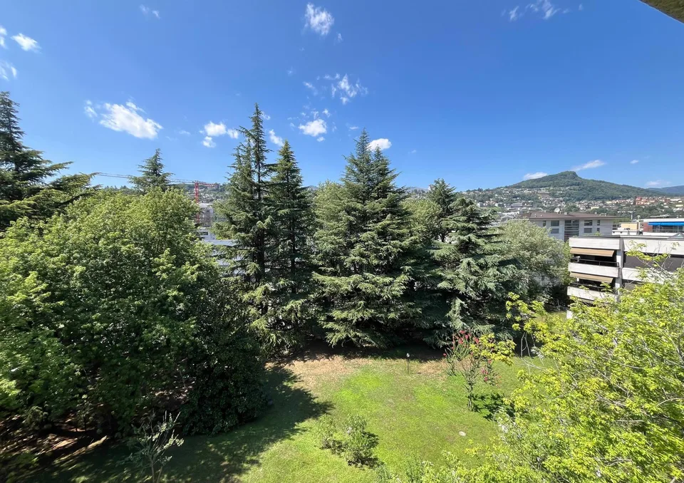 Helles und modernes 2.5-Zimmer-Apartment mit Balkon in Lugano-Pregassona – Foto 8 von 10
