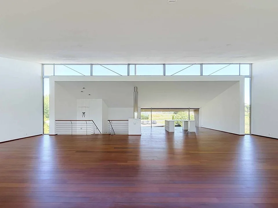 LAKE HOUSE OFFICE : Immeuble commercial de prestige