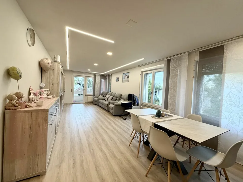 Totally renovated 4.5 room apartment in a good location