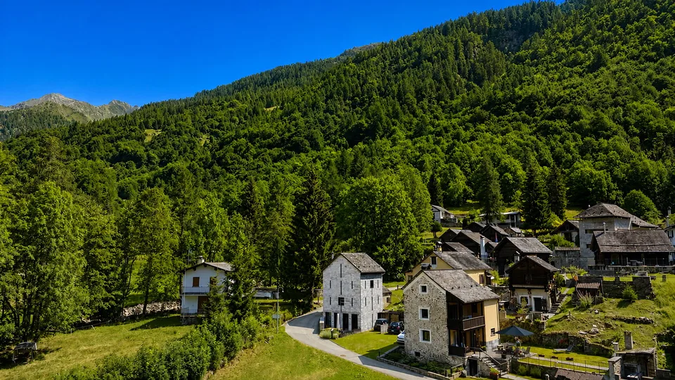 Zweitwohnsitz - Charmantes renoviertes Rustico in Lavizzara-Tal – Foto 21 von 22
