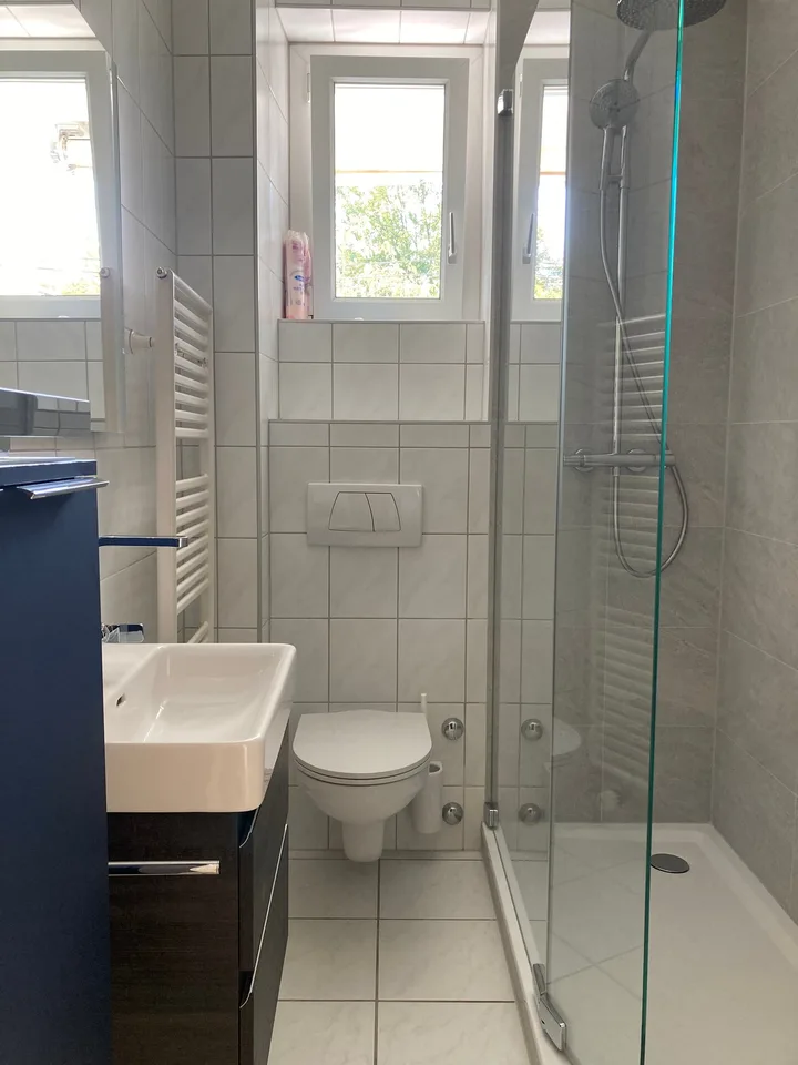 Charming 3-room apartment with sunny balcony and access to the garden!