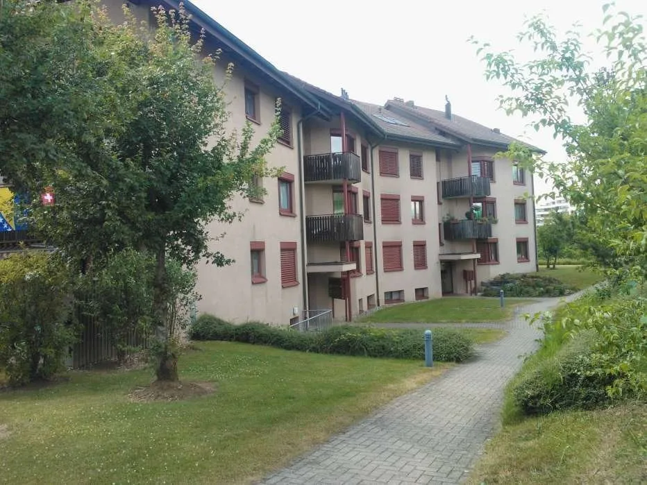 Bel appartement 3.5 pièces avec espace de détente dans un endroit ensoleillé et calme