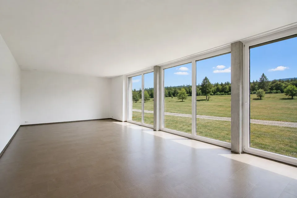 Modern 4.5 room ground floor apartment with garden in Eichberg