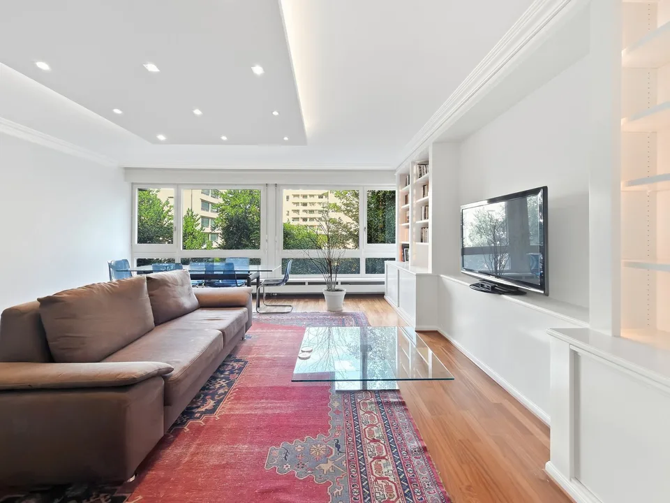 Lumineux appartement meublé de 3 pièces avec balcon – Route de Florissant, Genève