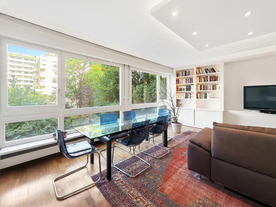 Lumineux appartement meublé de 3 pièces avec balcon – Route de Florissant, Genève