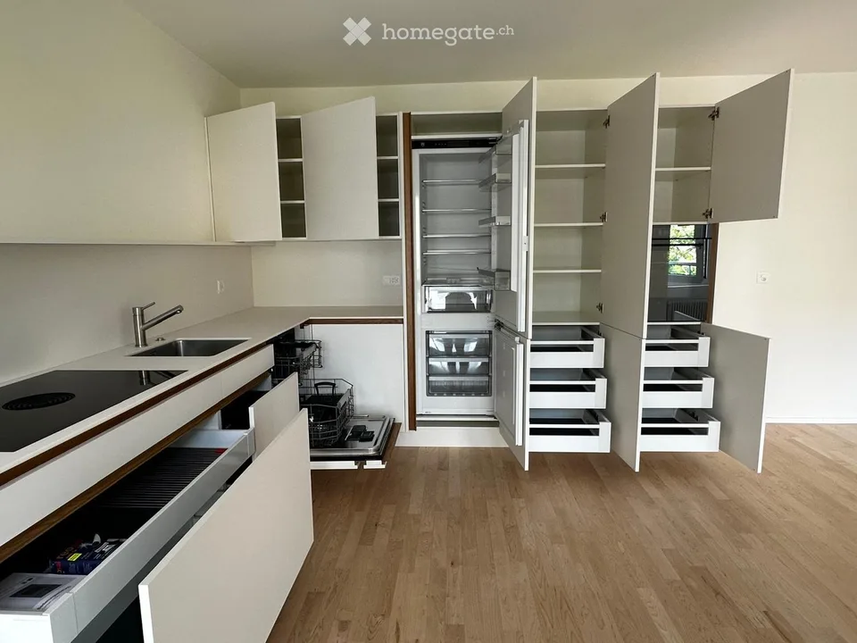 Helle, komplett renovierte Wohnung an zentraler Lage in Brig