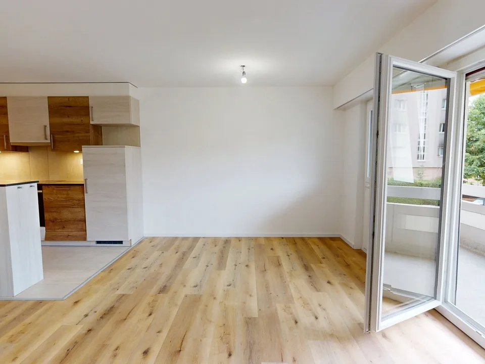 3.5 room apartment bright with balcony in Chavornay
