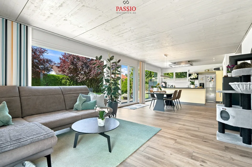 Modernes 5.5-Zimmer Einfamilienhaus mit Gartenparadies