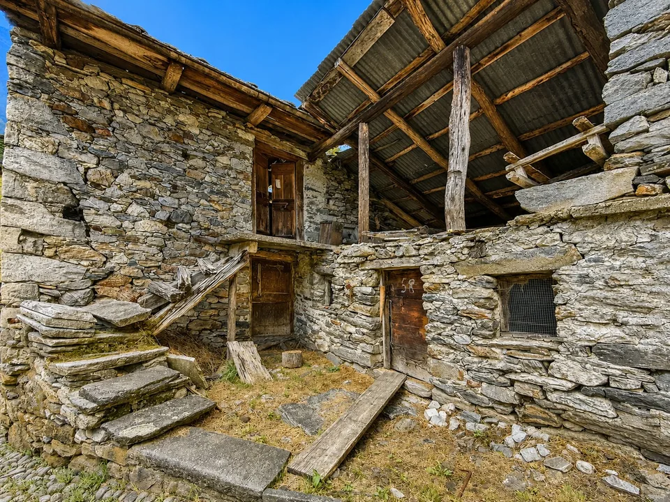 Zweitwohnsitz! Lavizzara-Tal, Rustico zum vollständigen Renovieren