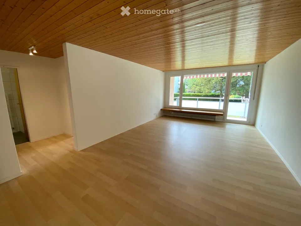 schöne 2.5 Zimmer-Wohnung in Fehraltorf