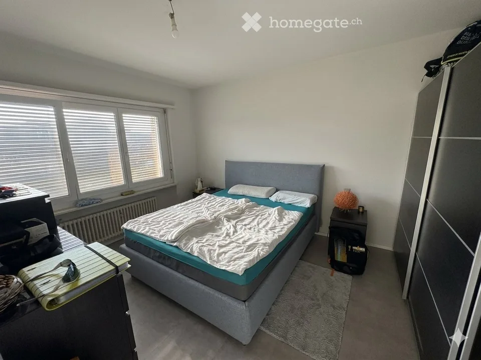 Zweckmäßige 2.5-Zimmer-Wohnung mit Möbeln in Vezia (60 m²)