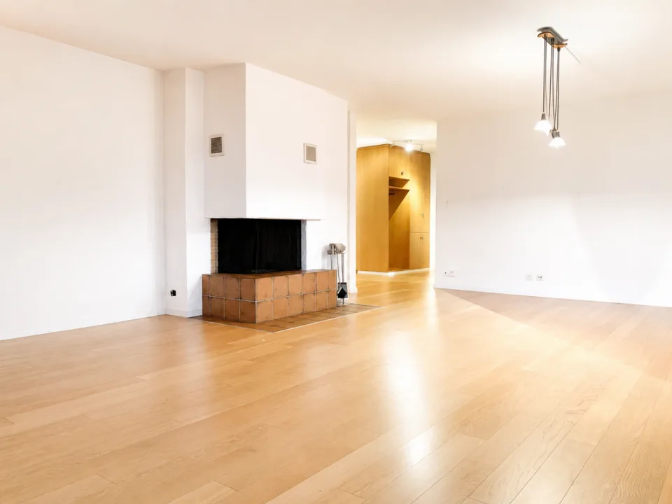 Helle 4.5-Zimmer-Wohnung mit Cheminée und Balkon an ruhiger Lage in...