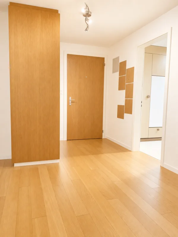Helle 4.5-Zimmer-Wohnung mit Cheminée und Balkon an ruhiger Lage in Bichwil