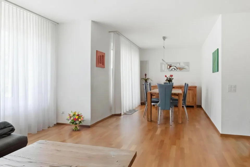 Appartement lumineux 4,5 pièces dans un quartier calme