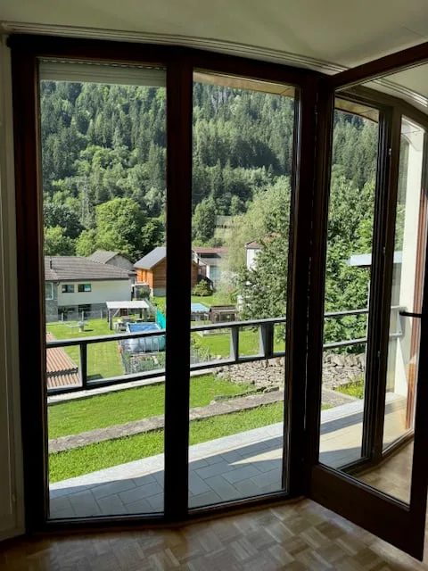 Vivere davanti alla cascata della Piumogna: casa unica a Faido – photo 11 of 16