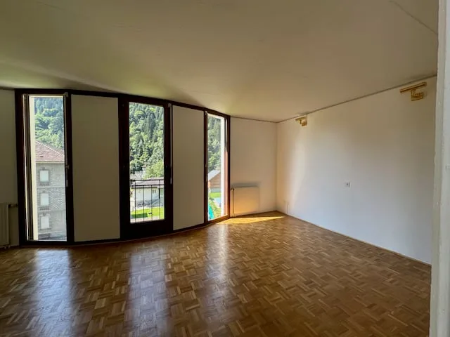 Vivere davanti alla cascata della Piumogna: casa unica a Faido – photo 10 of 16