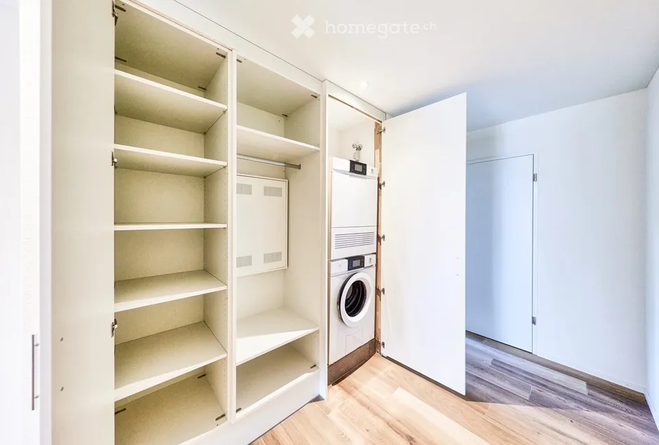 Moderne 2.5-Zimmer-Wohnung im Erdgeschoss in Russikon – ruhig, sonnig und mit Aussicht