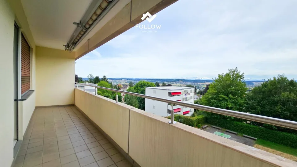 Quiet 4.5-room apartment with breathtaking views