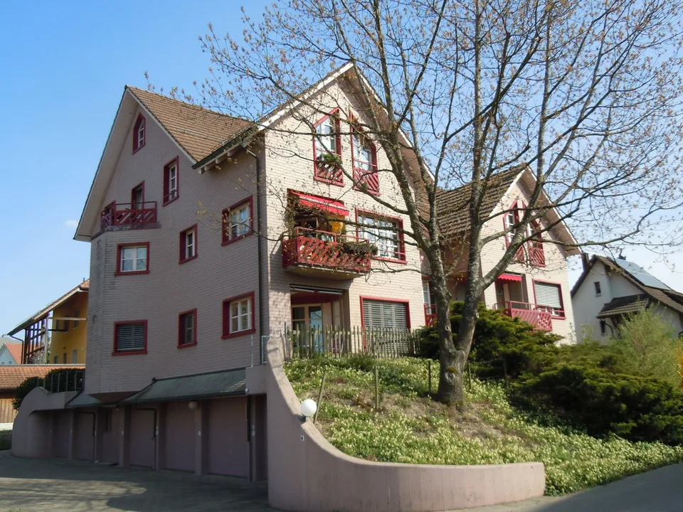 Attraktive 5.5-Zimmerwohnung an sonniger und ruhiger Lage