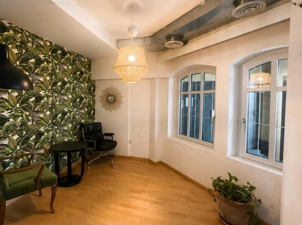 Bright office space with 3 rooms at Limmatplatz
