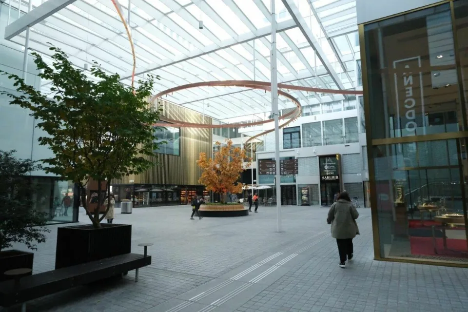 THE CIRCLE - Espace de bureau aménagé au cœur du monde