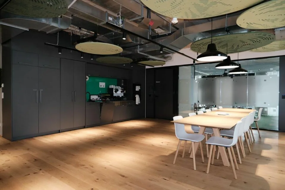 THE CIRCLE - Espace de bureau aménagé au cœur du monde