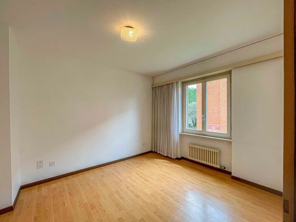 Gelegenheit zur Renovierung: 3 Zimmer ideal für Investition