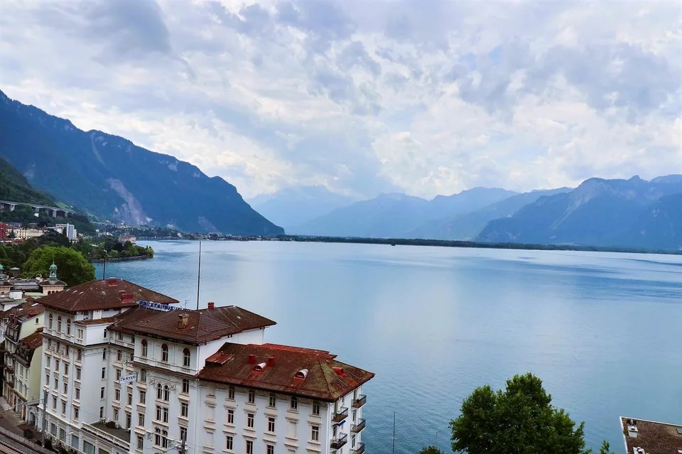 Superbe appartement en viager occupé sans rente Vue Exceptionnelle sur le Lac à Territet (VD)