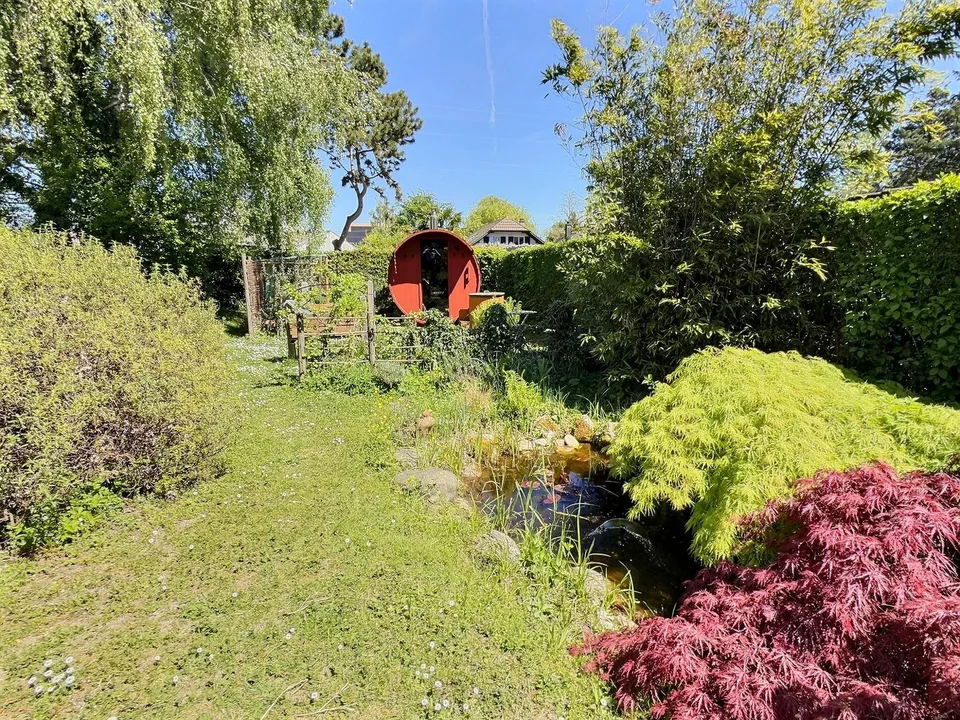 Architect's house in viager occupied without rent