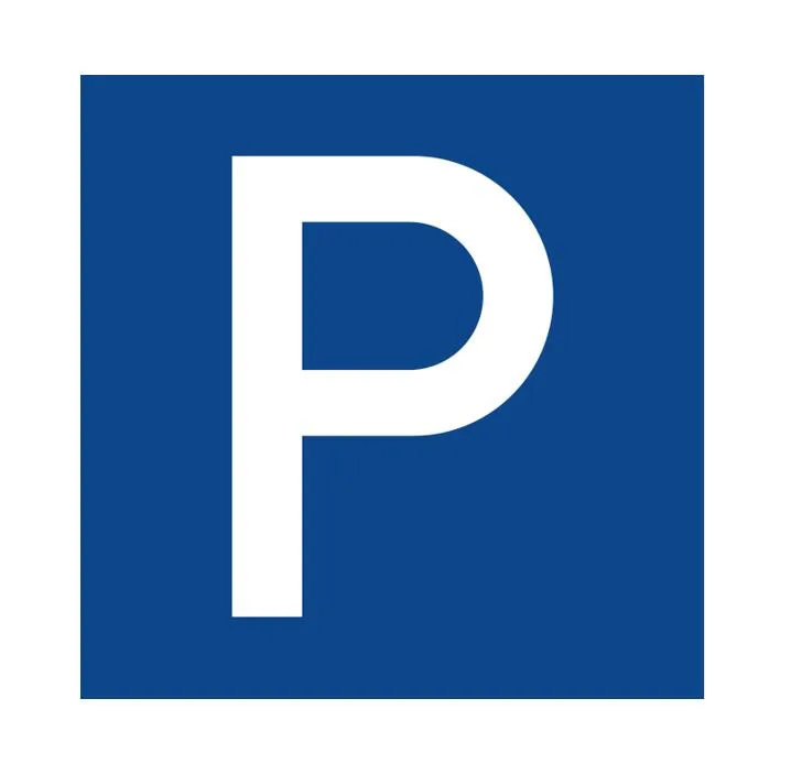 Place de parking dans le garage souterrain à l'emplacement idéal à Seefeld