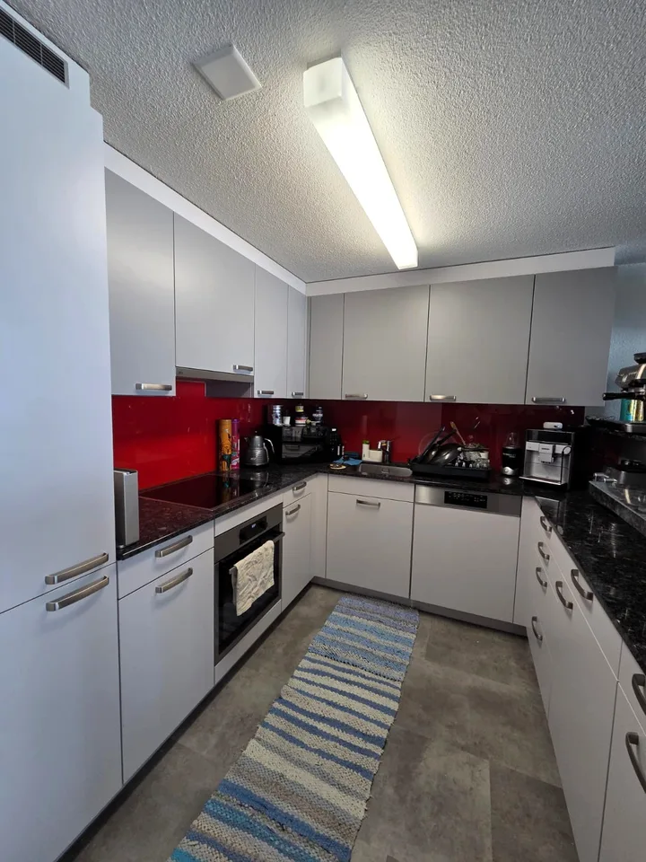 Your new home in the heart of Lachen – Spacious 4.5-room apartment with balcony
