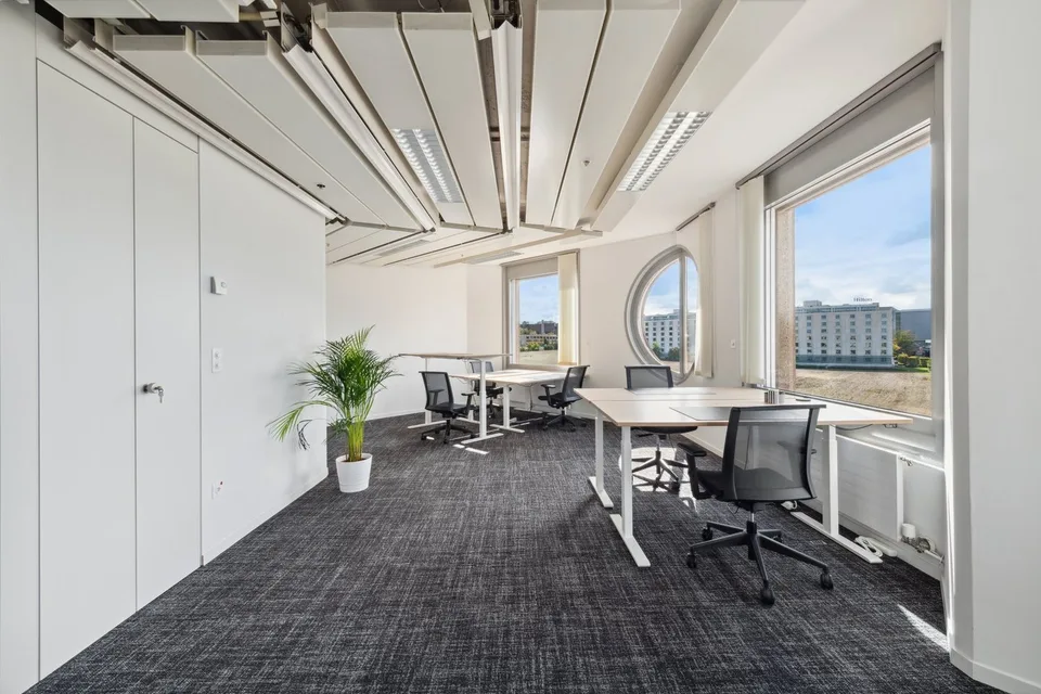 Superbes bureaux équipés dans un immeuble emblématique