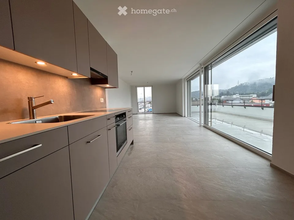Moderne Attikawohnung an zentraler Lage