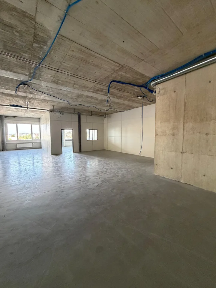 Moderne Industrieflächen zur Miete – Boulevard des Eplatures 64, La Chaux-de-Fonds – Foto 10 von 13