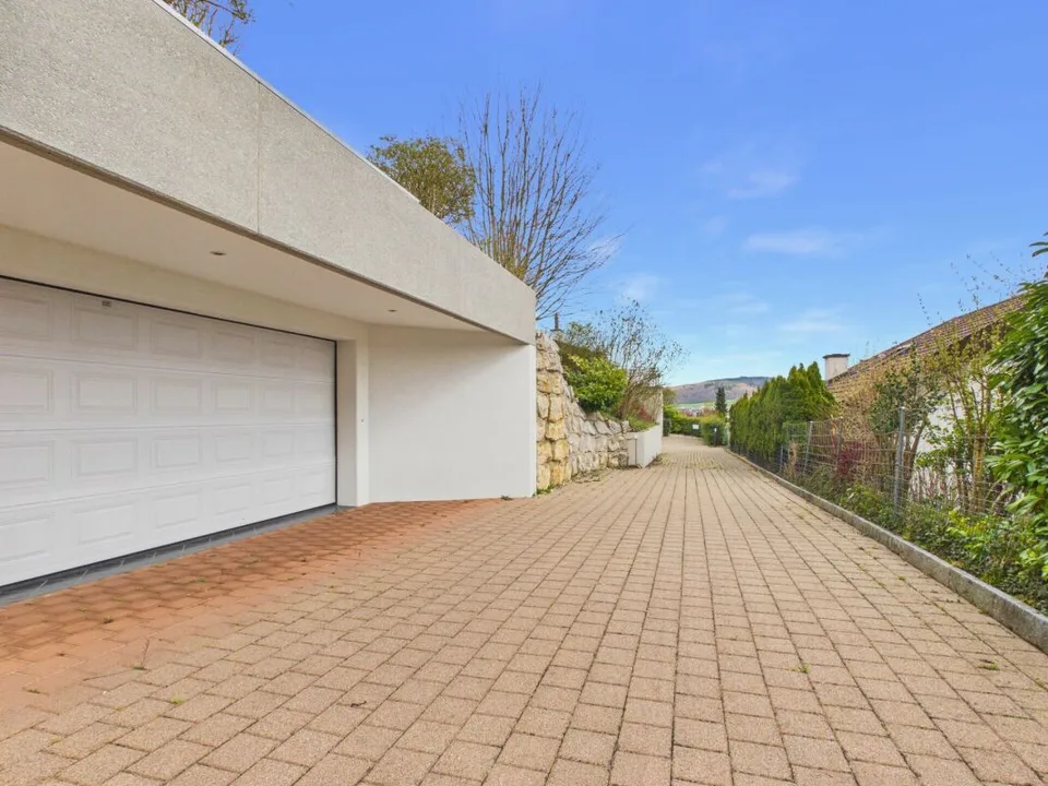 Villa luxueuse avec vue dégagée et beaucoup d'intimité à Frenkendorf – photo 31 sur 32