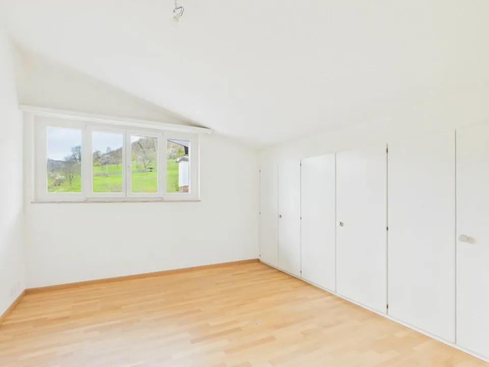 Villa luxueuse avec vue dégagée et beaucoup d'intimité à Frenkendorf – photo 21 sur 32