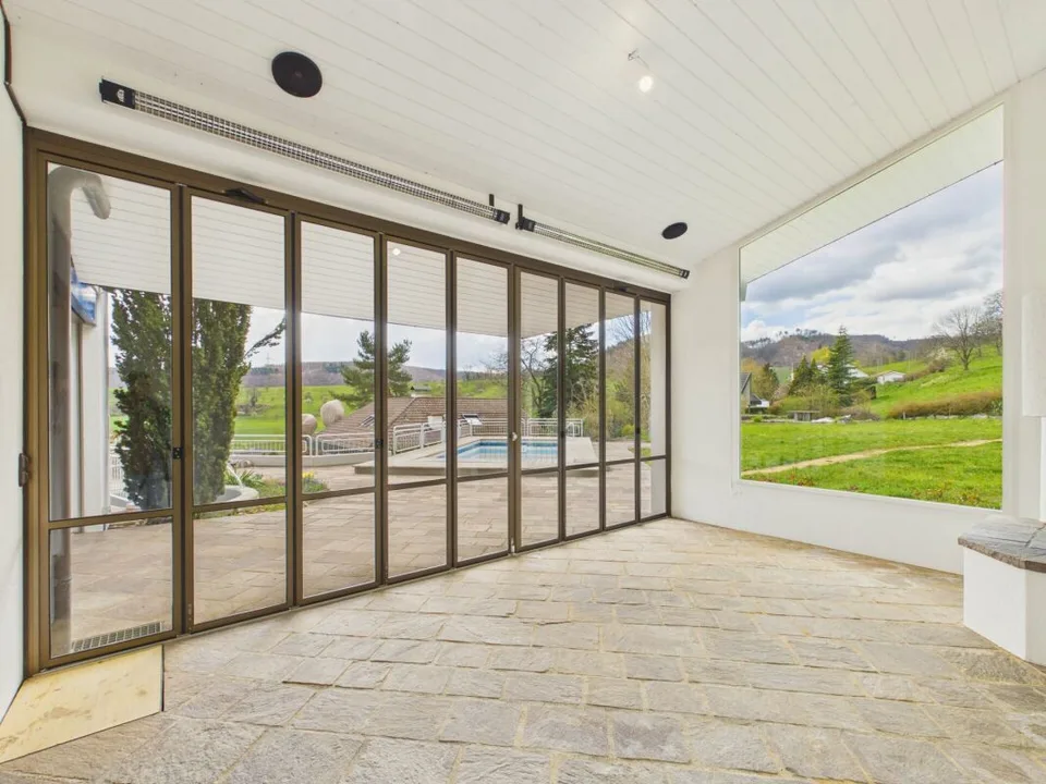 Villa luxueuse avec vue dégagée et beaucoup d'intimité à Frenkendorf – photo 17 sur 32