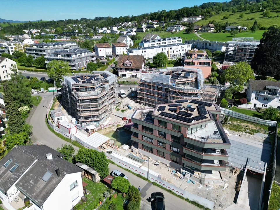 Tiefgaragenplätze für Auto und Motorrad in Meilen zu vermieten
