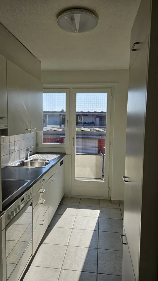 Temporary until 30.09.2028 - Apartment at Adliswil train station