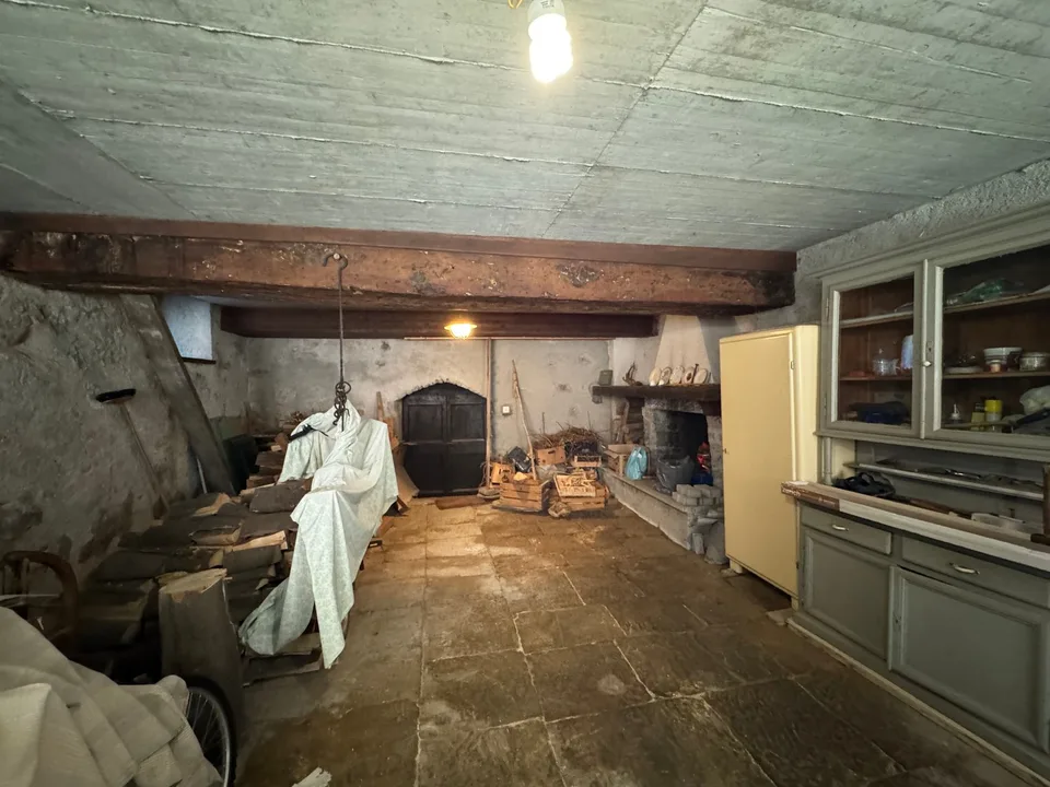 🏡 Malvaglia | Stabile con 3 appartamenti e rustico – Foto 12 von 15