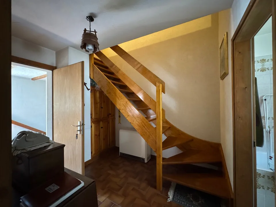 🏡 Malvaglia | Stabile con 3 appartamenti e rustico – Foto 8 von 15